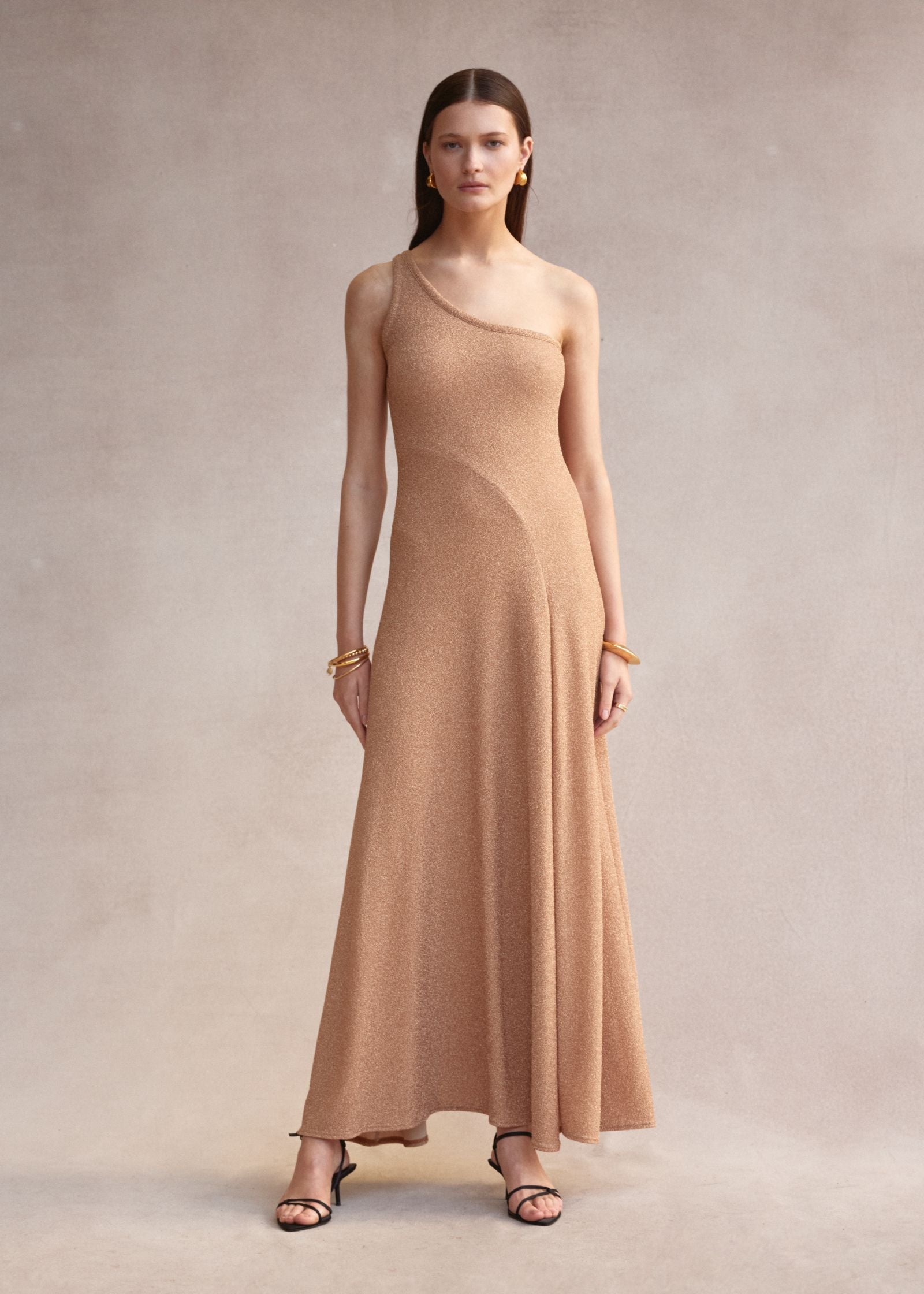 One Shoulder Como Maxi Dress Honey Gold Lamè – Luxe de Valentina